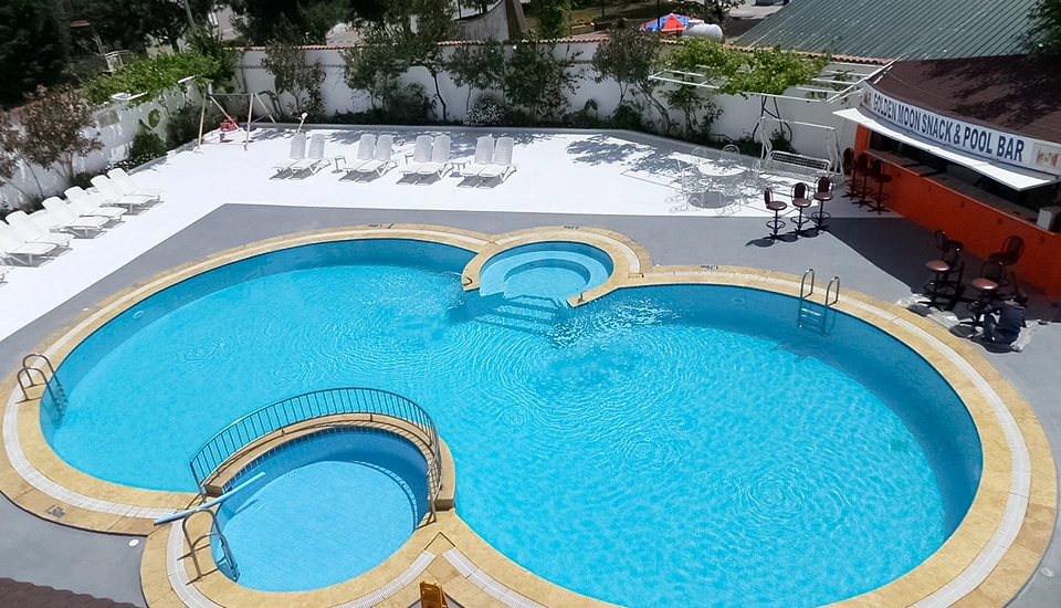 هتل آپارتمان گلدن مون کوش آداسی